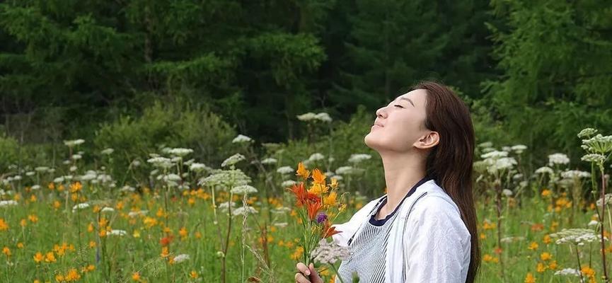 守望他的芬芳（坚定理想、勇攀高峰、开创成功）