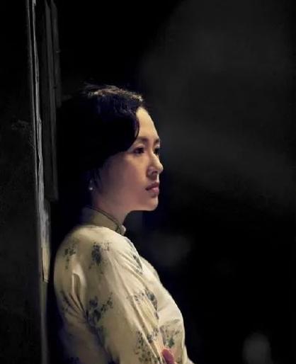 洛阳一日游——追寻古都的韵味（一位年轻女孩在洛阳城内游历的故事）