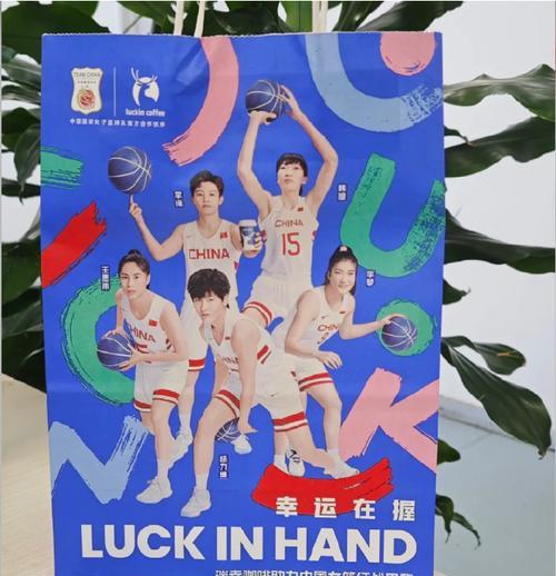 爱是淳厚，情系天涯（一段医学生与癌症女孩的爱情故事）