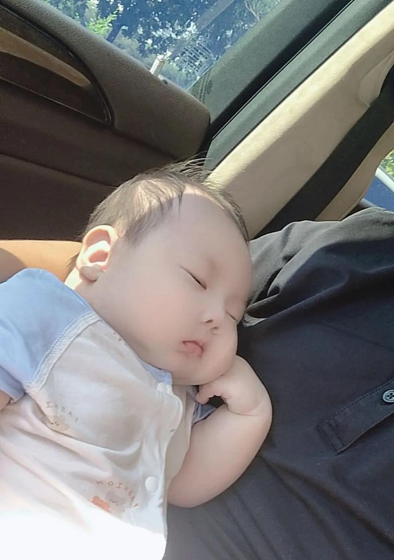 秉持正确态度，走向成功的道路（一个年轻人的成长故事）