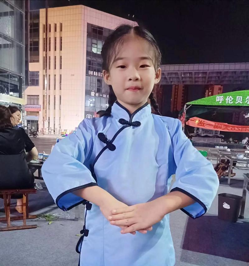 生命中难忘的记忆（青春岁月里的坚定与温暖）