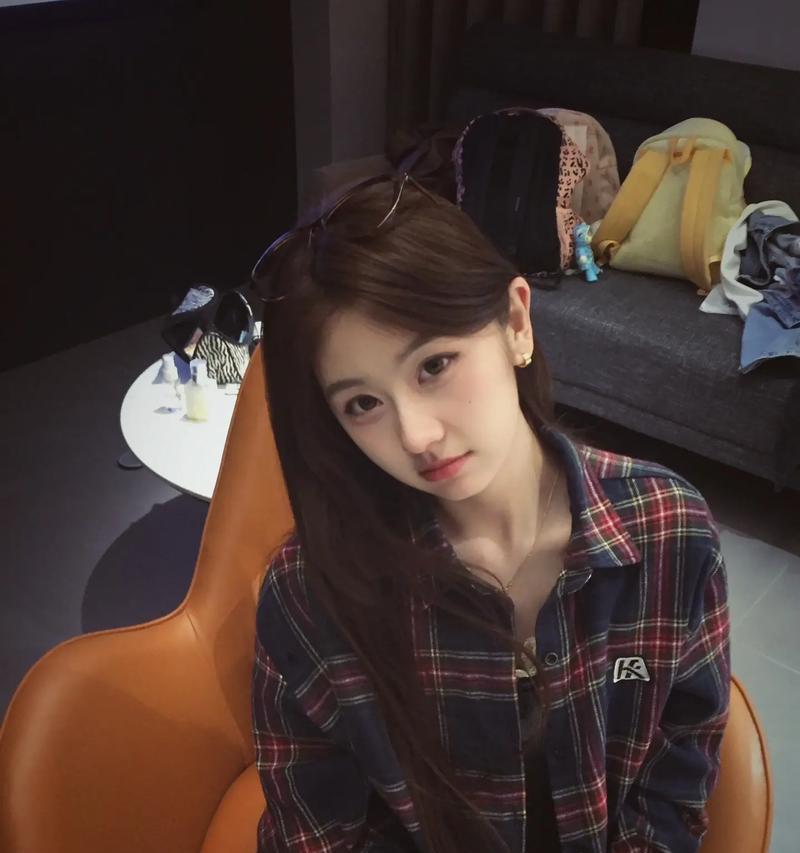 她的幸福在哪里？（她的幸福在哪里？）