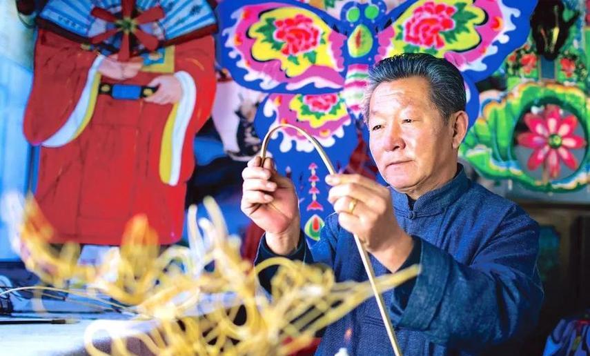 那个飞行的少年（风筝的世界）
