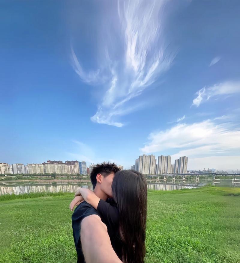 幸福的真正含义（以幸福就在我身边为主题写一篇小故事）