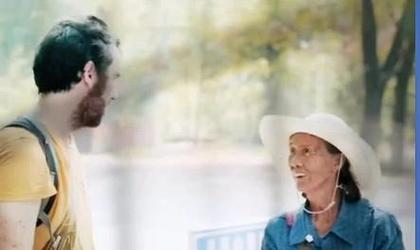 以他让我感动（一个平凡人的不平凡故事）
