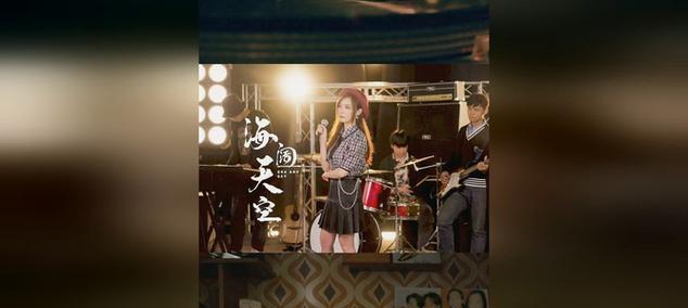 追梦的足迹（以无悔的坚持，创造自己的未来）