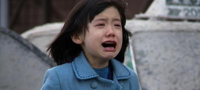 泪水中的坚强（用眼泪告诉我，要学会坚强）